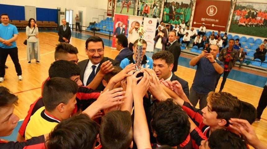 Okullar Ligi&rsquo;nde Başlangı&ccedil; D&uuml;d&uuml;ğ&uuml; &Ccedil;alacak