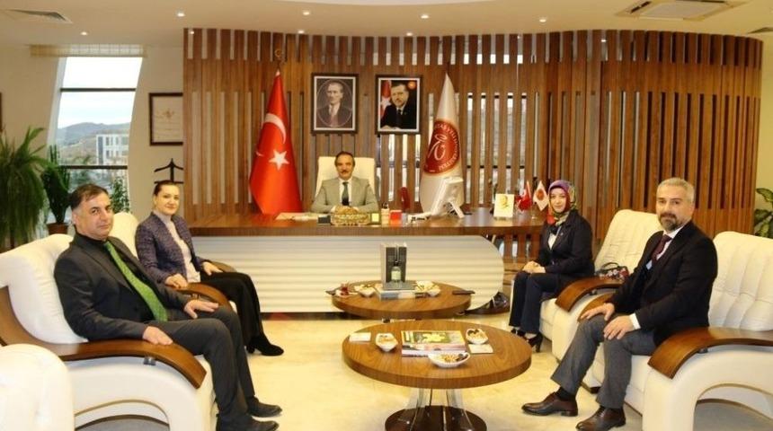 Ak Parti İzmir Milletvekili Hotar&rsquo;dan Rekt&ouml;r Bağlı&rsquo;ya Ziyaret