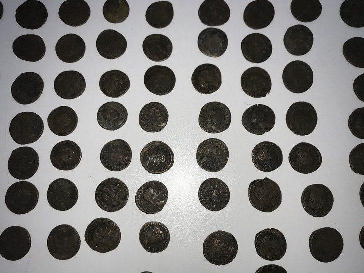 İstanbul’da Tarihi Eser Operasyonunda El Yazması 2 Kuran Ele Geçirildi G1