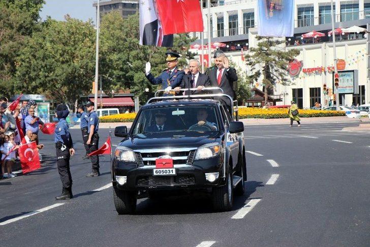 Kayseri’de ‘zafer Bayramı’ Coşkusu G3
