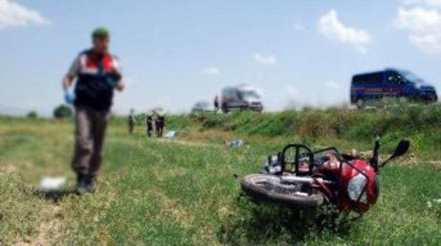 Emet’te Bayramı Yasa Boğan Kazadaki Beyaz Araç Kayıp