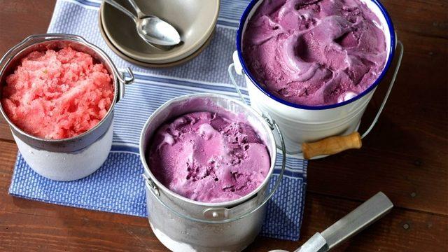 Yaban Mersinli Dondurma