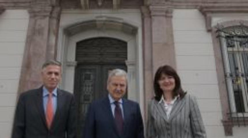 Restore Edilen Yunanistan Başkonsolosluğu&rsquo;nun İlk Konuğu Demirtaş