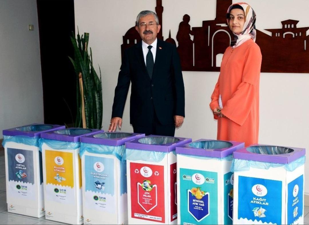 Zile&rsquo;de, &lsquo;&rsquo;sıfır Atık Projesi&rsquo;&rsquo; &Ccedil;alışmaları Başladı