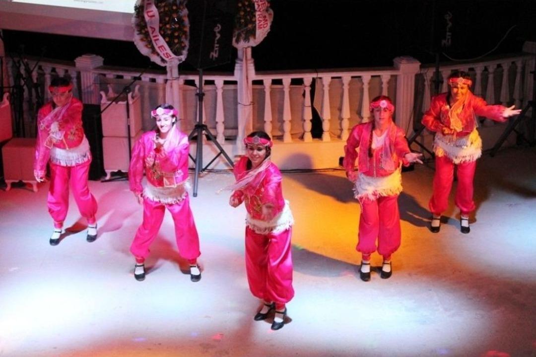 Ayvalık&rsquo;ta 4. Geleneksel Eng&uuml;r&uuml; Sitesi K&uuml;lt&uuml;r Sanat G&uuml;nleri Coşkusu Başlıyor