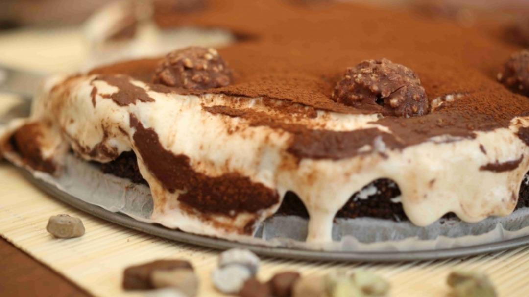 Uçuran Cheesecake