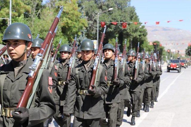 Erzincan’da 30 Ağustos Zafer Bayramı Coşkusu