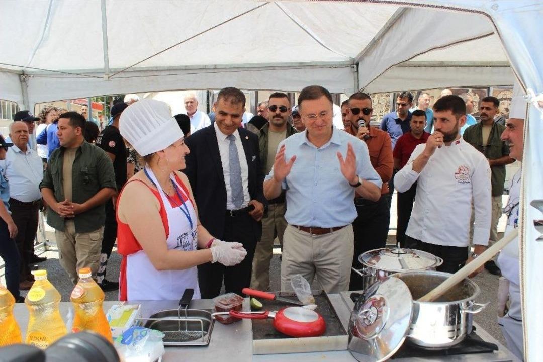 Hatay&rsquo;da &lsquo;eşler Yarışıyor&rsquo; Yemek Yarışması