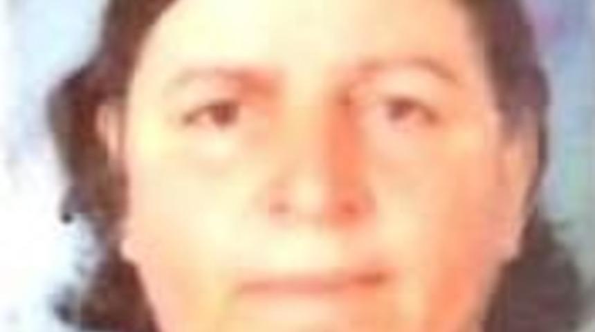 76 Yaşındaki Kadın Evinin Balkonunda &Ouml;l&uuml; Bulundu