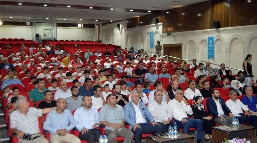 T&uuml;gva Mardin Temsilciliği &Ouml;ğrencileri &Ouml;d&uuml;llendirdi