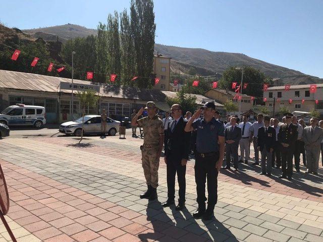 Kuluncak’da Zafer Bayramı Coşkusu