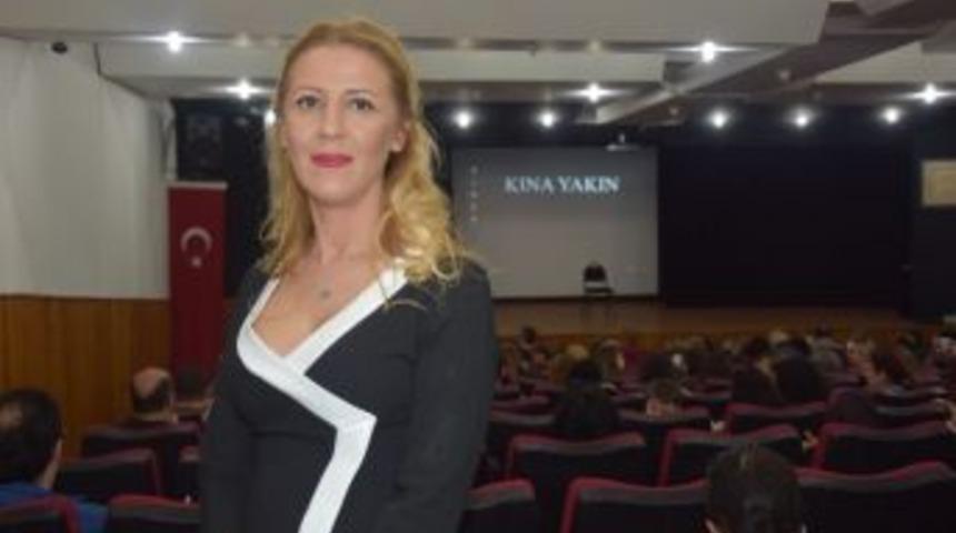 Anaokulu &Ouml;ğretmenleri, Tiyatro Oyunuyla Kadına Şiddet Ve &Ccedil;ocuk İstismarına Dikkat &Ccedil;ekti