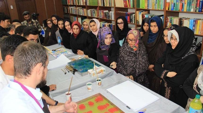 Tika’dan Afganistan’da Türk Ebru Kursu
