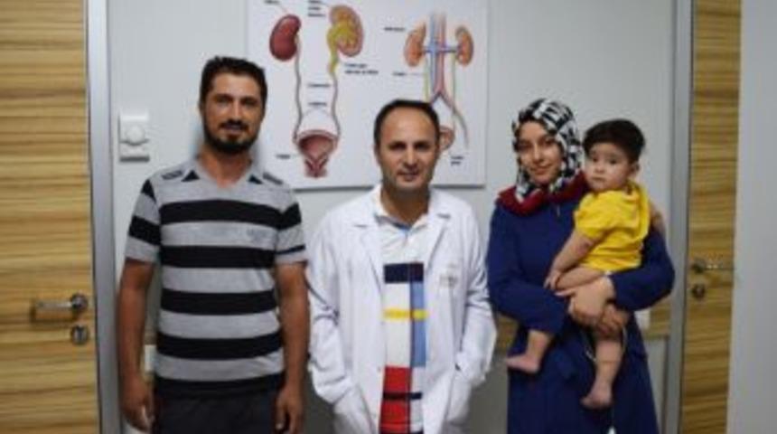 İlk Doğum Gününde Yeniden Yaşama Tutundu