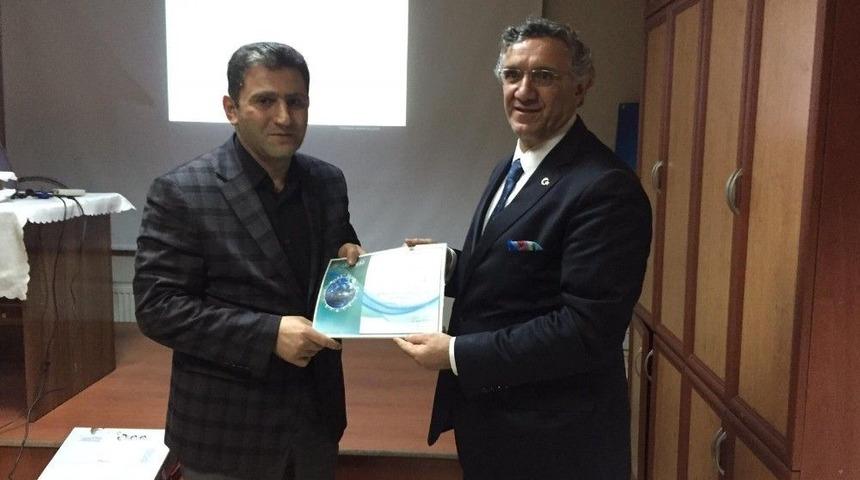 Do&ccedil;. Dr. Kemal Bakır G&uuml;neş Vakfı&rsquo;nın Konuğu Oldu