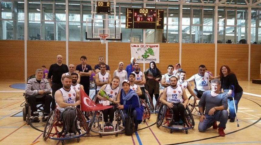 Karab&uuml;kspor, İsvi&ccedil;re&rsquo;de Tur Arıyor