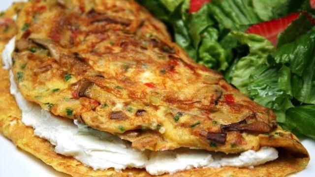 Keçi Peynirli ve Naneli Omlet