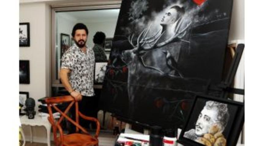 Trabzonlu Fotoğraf Ve Resim Sanat&ccedil;ısı Selman Uzun Sanat Fuarında