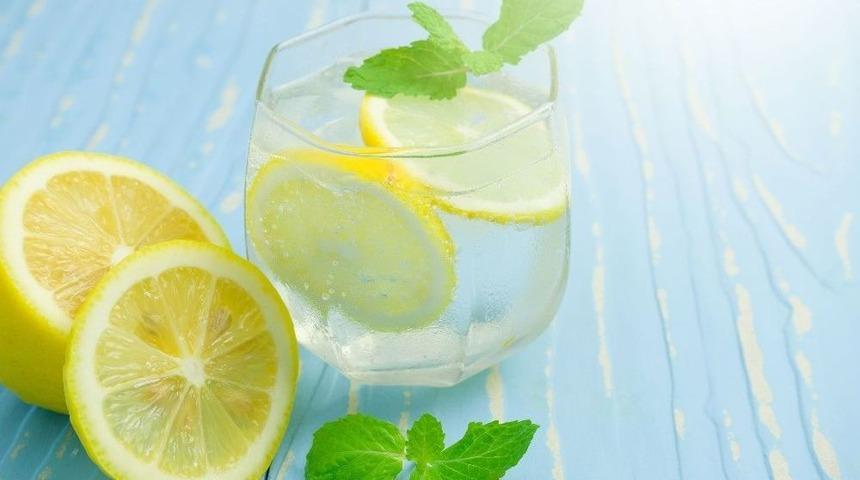 Limonata Böbrek Taşına İyi Geliyor