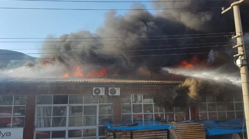 Karabük Bağ Essan Sanayi Sitesi’nde Büyük Yangın