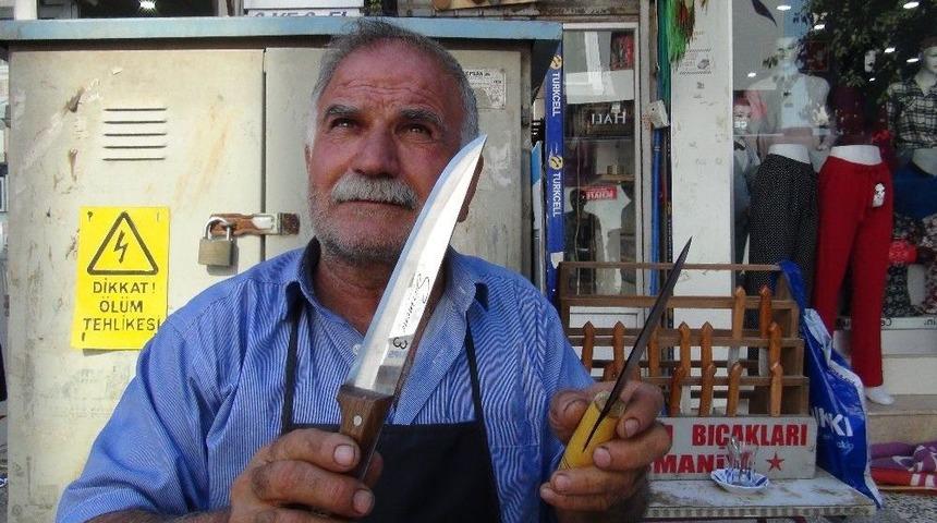 (&ouml;zel) Kurban Bı&ccedil;akları Bileniyor