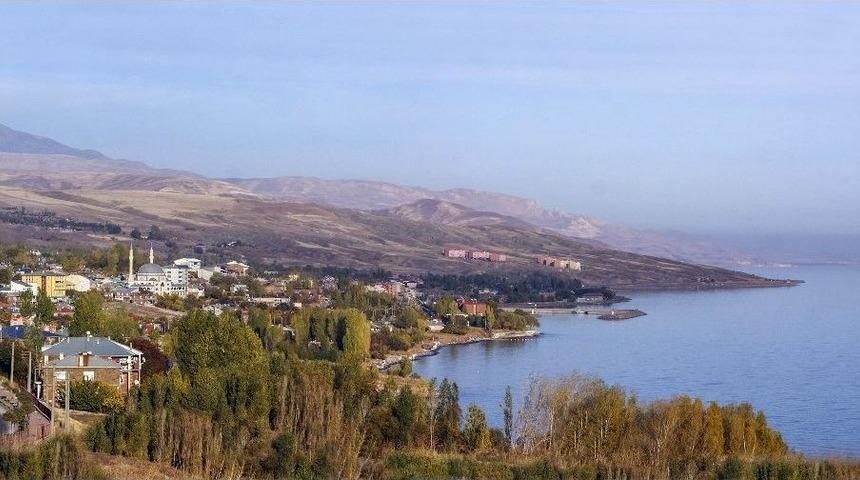 Ahlat’ta Cumhurbaşkanlığı Köşkü İçin Yer Tespiti Yapılıyor