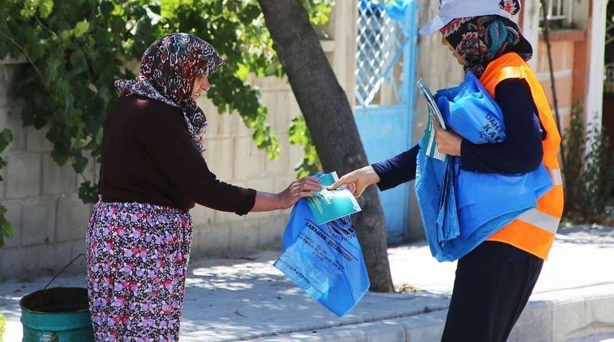 Karaman&rsquo;da Vatandaşlara 100 Bin Kurban Poşeti Dağıtıldı