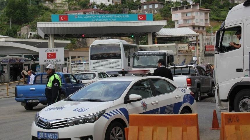 Tobb Başkanı Hisarcıklıoğlu "sarp Sınır Kapısı’ndaki Yenileme Çalışmaları Bittikten Sonra Kapasitesi 2 Kat Artacak"