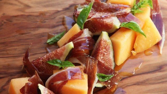 Kavunlu İncirli Yaz Salatası