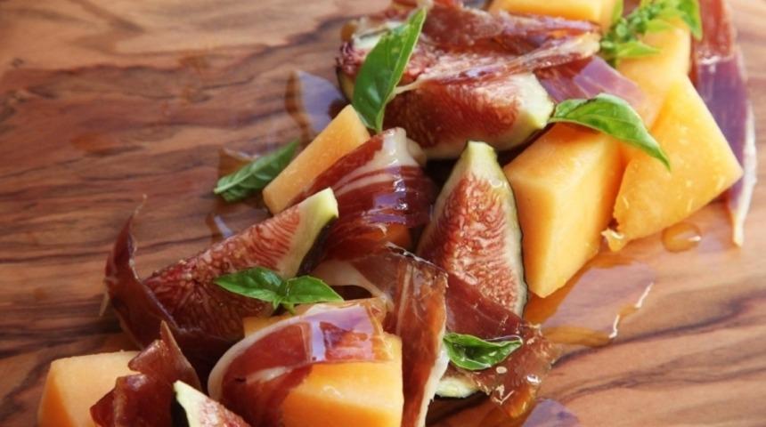 Kavunlu İncirli Yaz Salatası