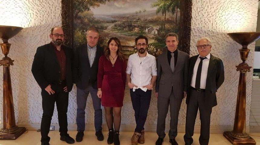 G&uuml;&ccedil;l&uuml; Bir Beyin İ&ccedil;in Klavye Yerine Kalem Kullanın