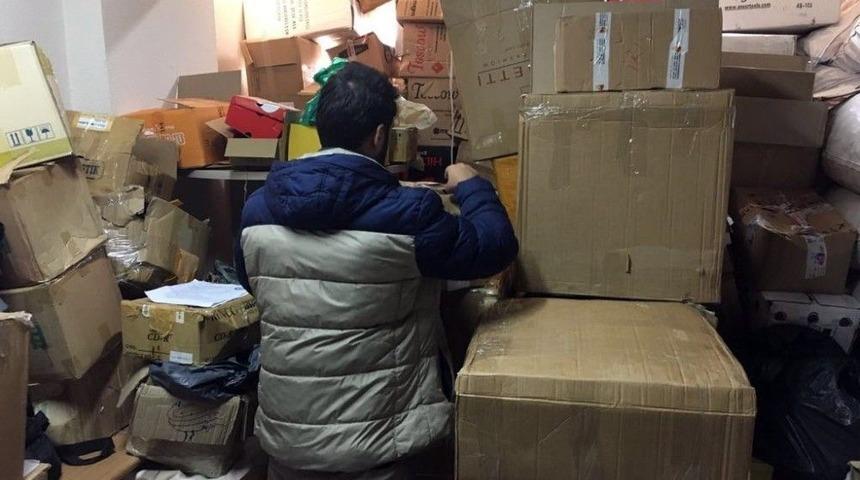 İla&ccedil; Ka&ccedil;ak&ccedil;ılarına Operasyon: 5 G&ouml;zaltı