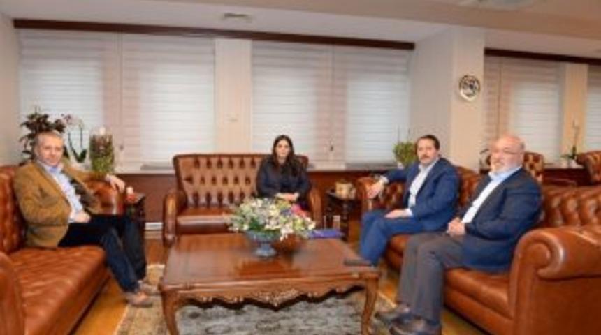 Memur Sen, 4/c&rsquo;li Personeli G&uuml;ndeme Taşıdı