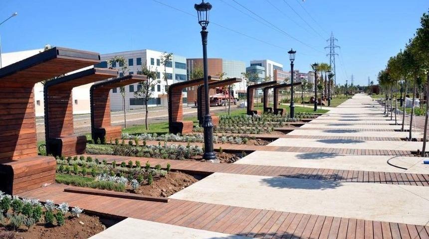 Aliağa En B&uuml;y&uuml;k Parkına Kavuşuyor