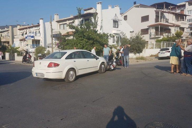 Evin Duvarına Çarpan Sürücü Aracını Bırakıp Kaçtı G1