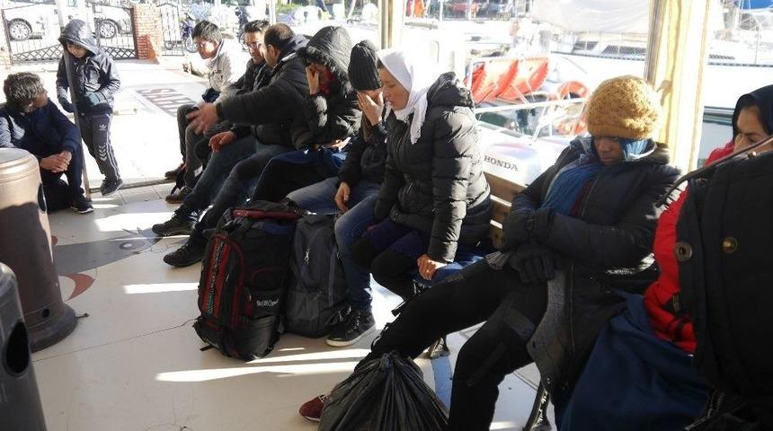 &Ccedil;anakkale&rsquo;de 32 Ka&ccedil;ak Yakalandı