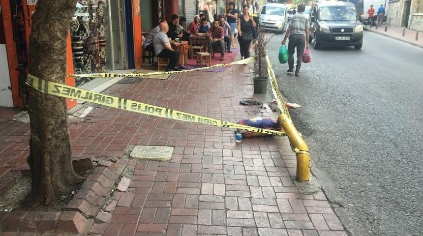 Bangladeş Uyruklu Turist &Uuml;&ccedil;&uuml;nc&uuml; Kattan B&ouml;yle Yere &Ccedil;akıldı