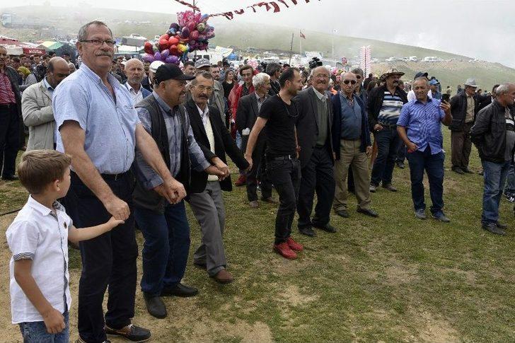 Teröre İnat Binlerce Kişi 173.güvende Yayla Şenliğinde Buluştu G2