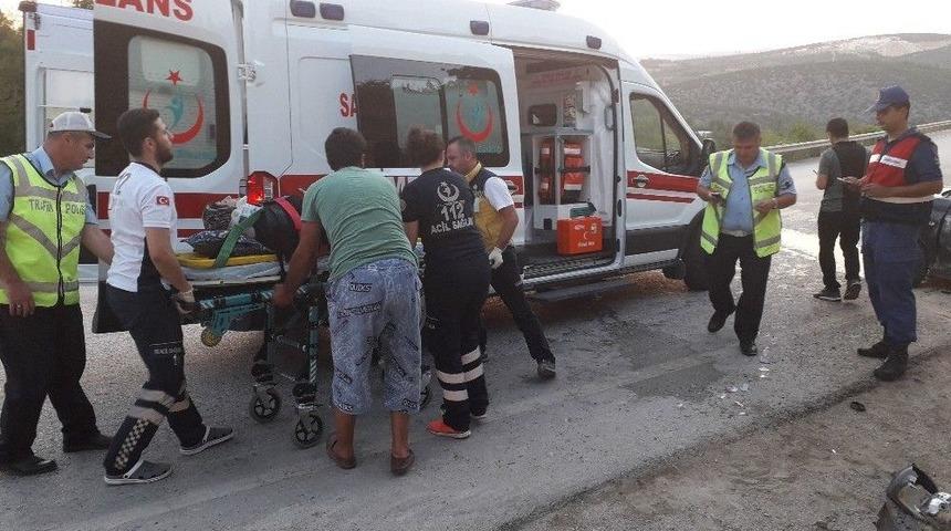 G&uuml;l&uuml;mbe Rampalarında Kaza: 5 Yaralı