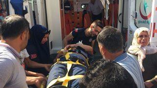 Otomobil Yayaya Çarptı: 1 Yaralı