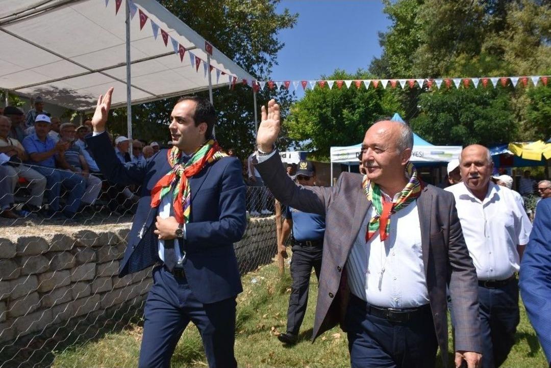 Dursunbey Er Meydanında Başpehlivan Ali G&uuml;rb&uuml;z