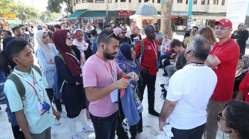 25 Farklı &Uuml;lkeden Gelen &Ouml;ğrenciler Ey&uuml;psultan&rsquo;ı Gezdi