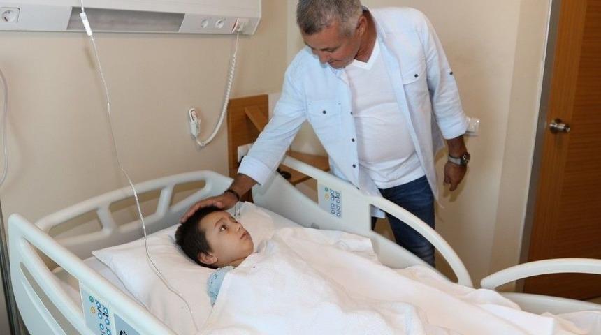 S&ouml;zen&rsquo;den S&uuml;nnet &Ccedil;ocuklarına Moral Ziyareti