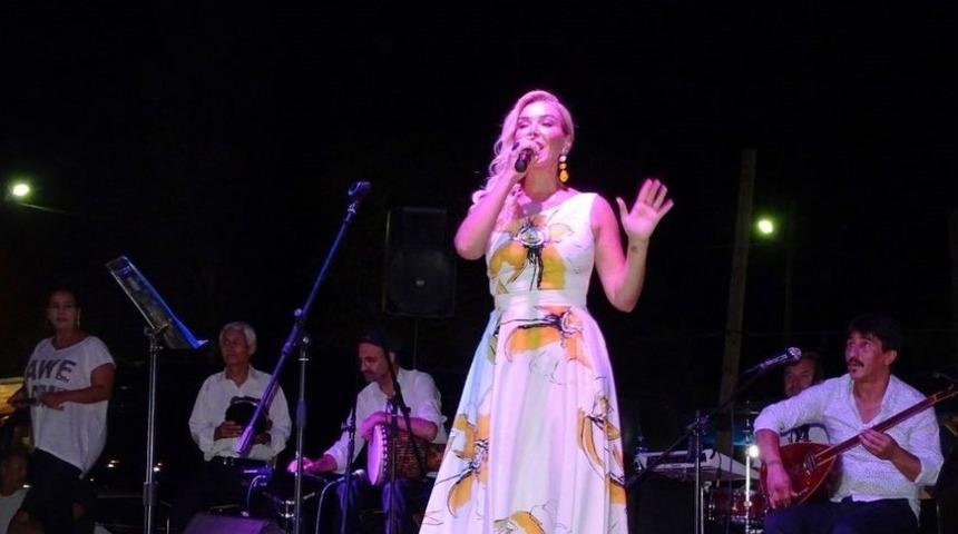 Hisarcık&rsquo;ta Pınar Dilşeker Konseri