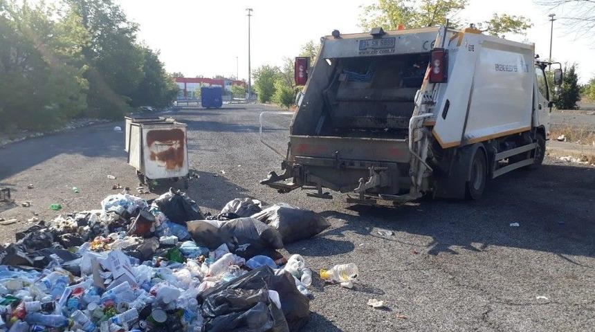 Sorumsuzlar Kirletiyor Ergene Belediyesi Temizliyor