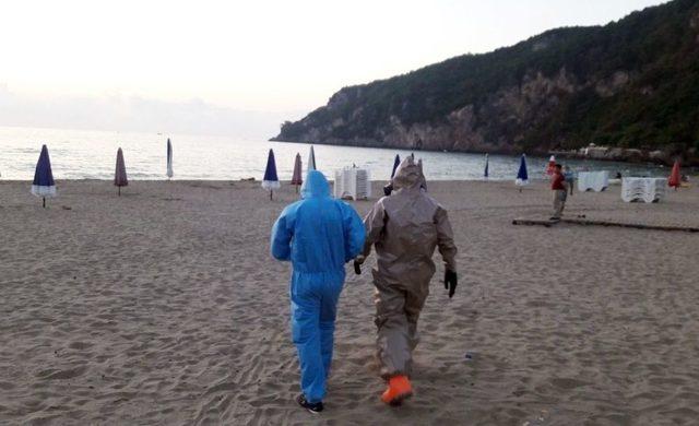 Sahile Vuran Varil Ekipleri Alarma Geçirdi 1