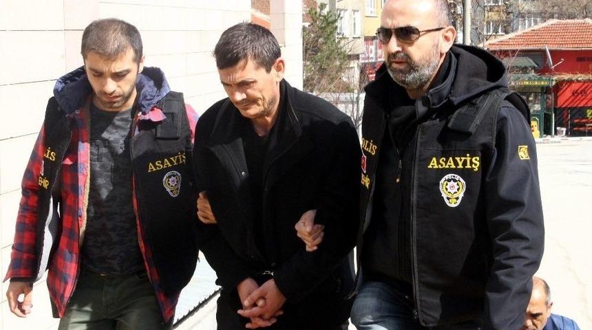 Oğlunu &Ouml;ld&uuml;ren Baba Adliyede