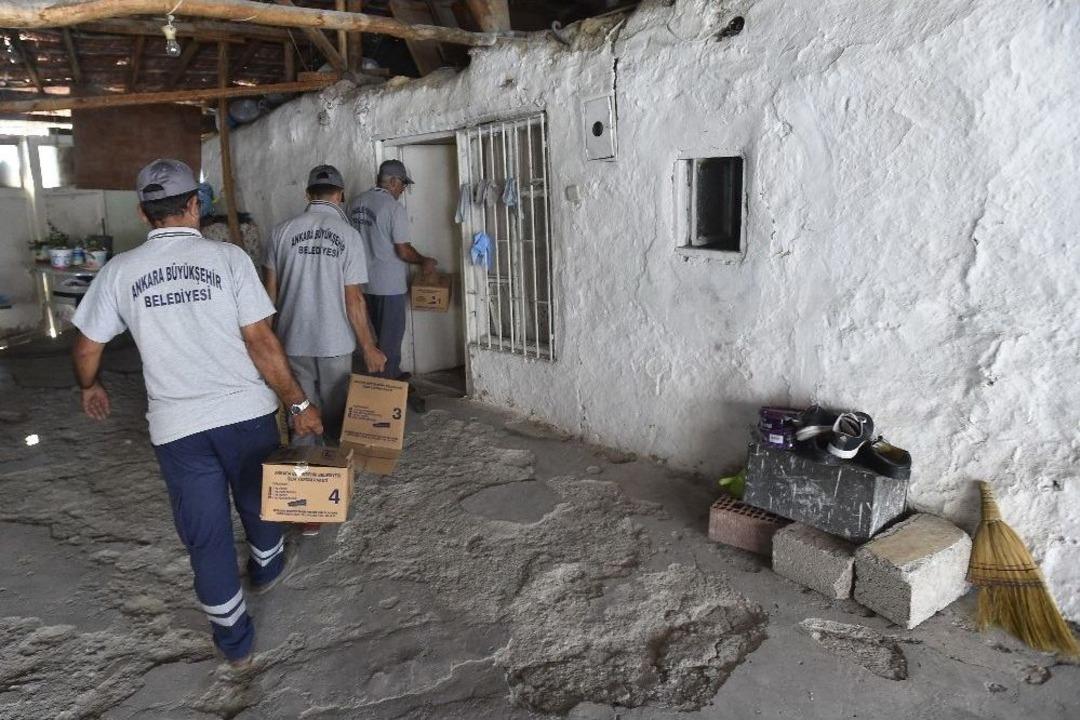 Ankara B&uuml;y&uuml;kşehir Belediyesi M&uuml;ltecilerin Yanında