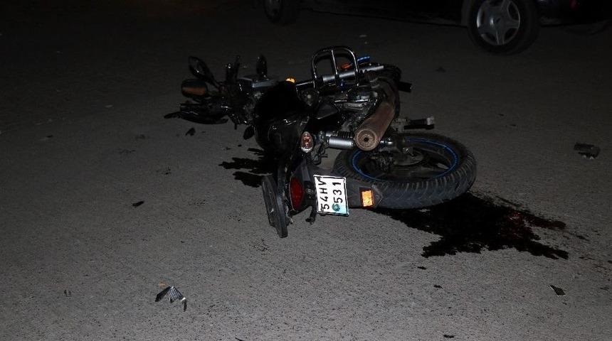 Motosikletle G&ouml;reve Gitmekte Olan Askeri Personele Cip &Ccedil;arptı: 2 Yaralı