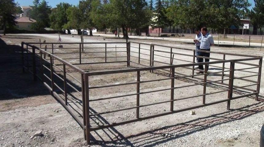 Ereğli&rsquo;de Hayvan Pazarının Kurulacağı Alan Hazırlandı